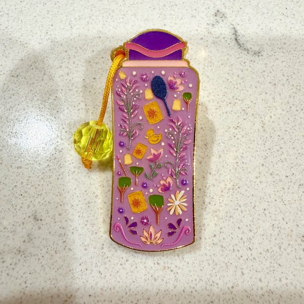 Loungefly Disney Princess Water Bottle Enamel Pin Blind Box - Repunzal - Picture 2 of 5